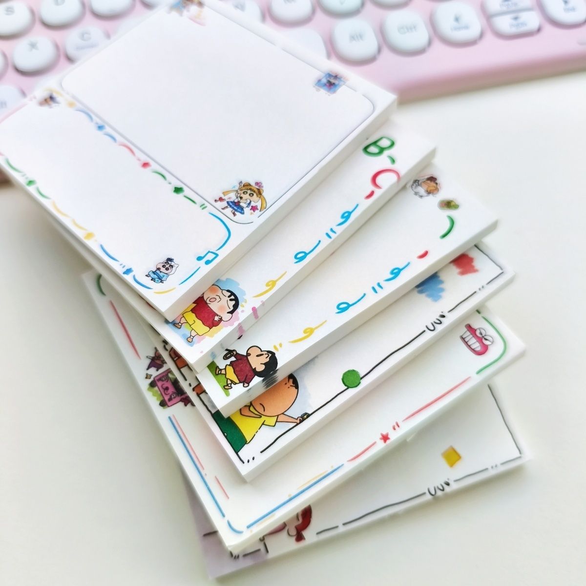 Cartoleria adesiva Kawaii con  - Stationery Supplier recensione e prezzo